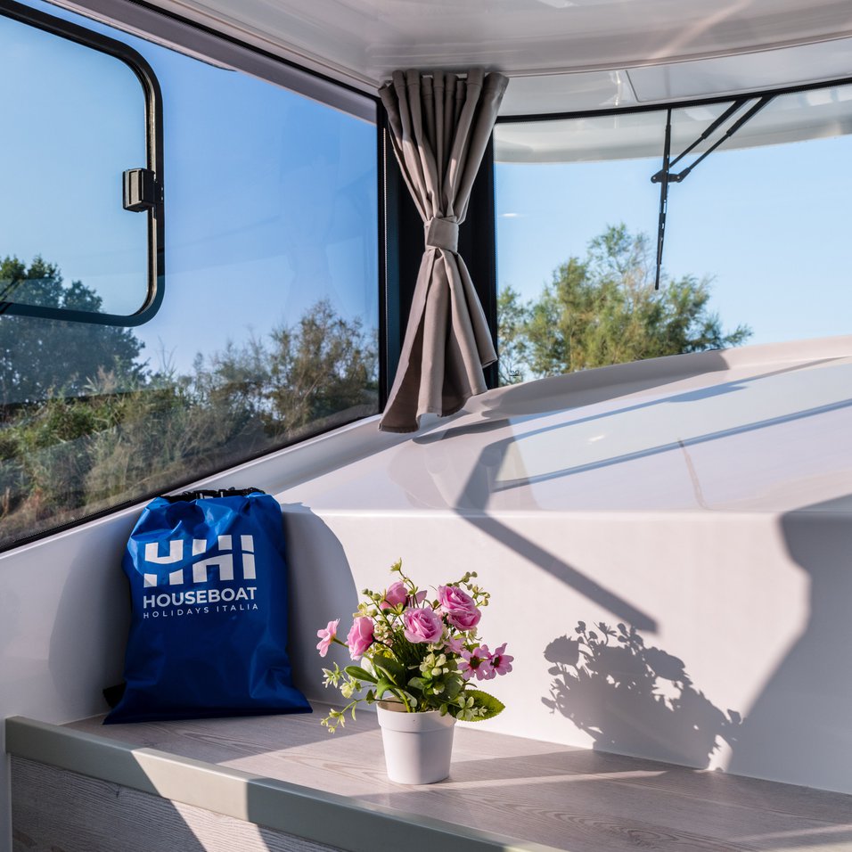 Poseidon 45 — photo 16