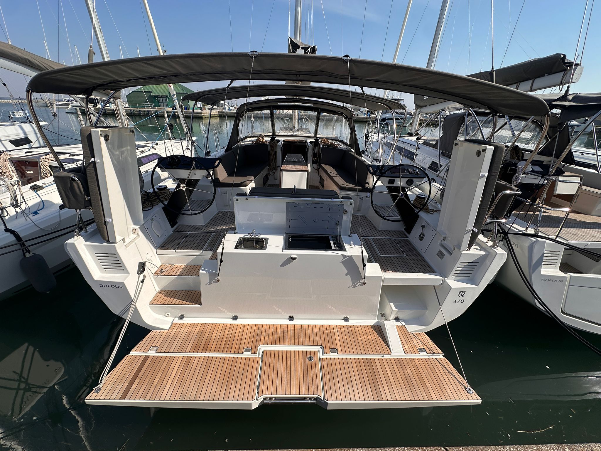 Dufour 470 - 4 + 1 cab. — photo 11