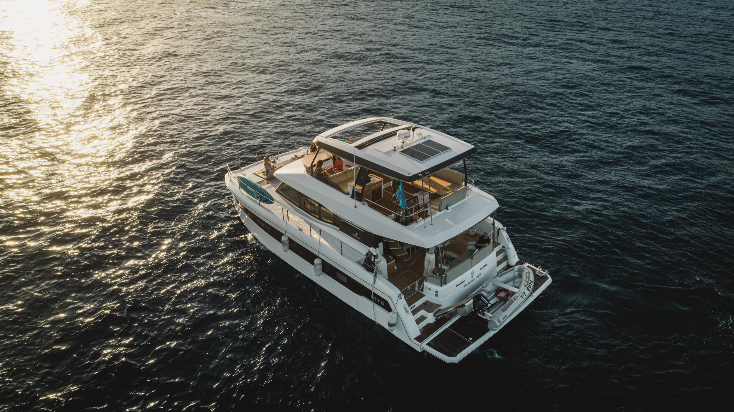 Fountaine Pajot MY6 — photo 4