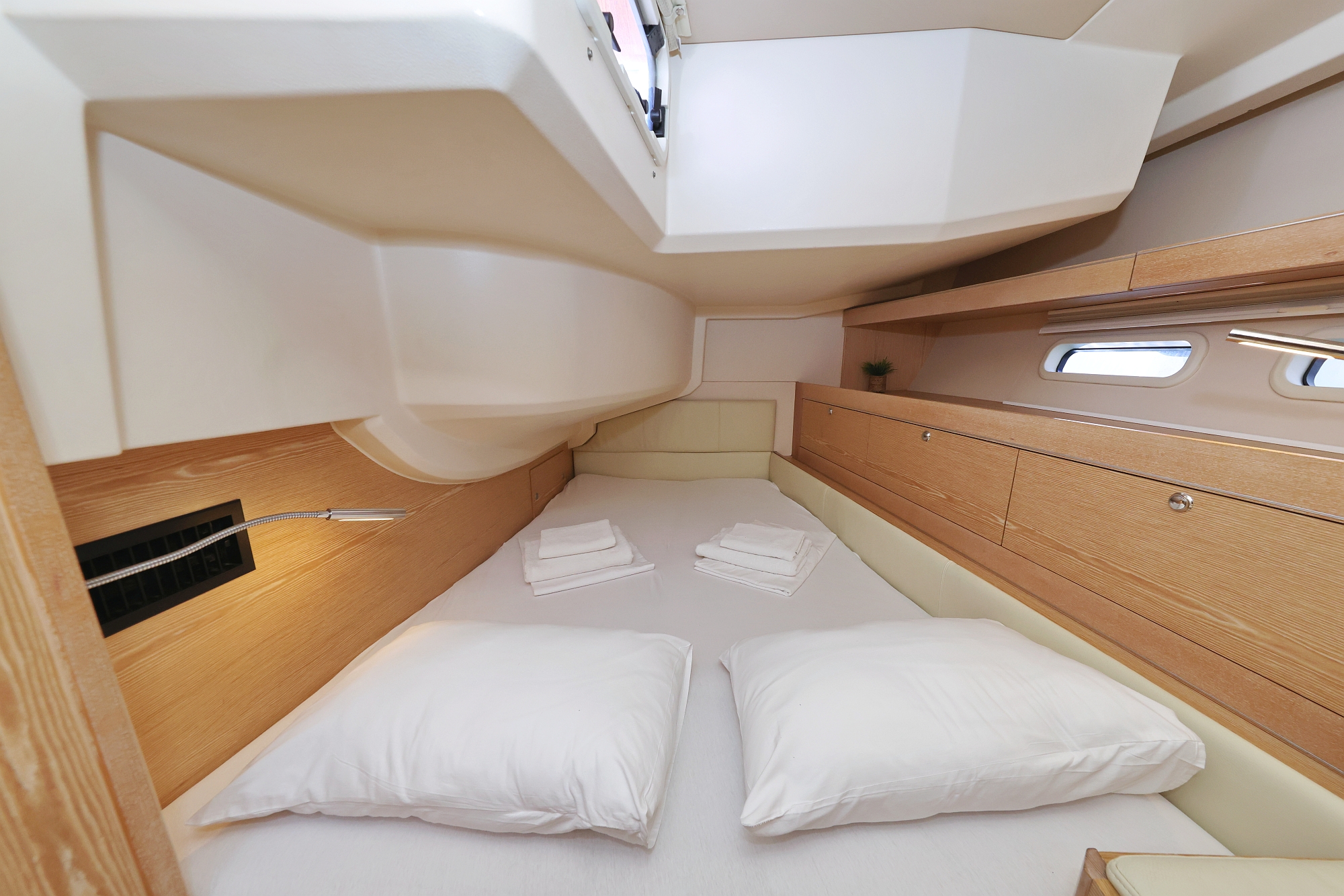 Hanse 575 - 5 + 1 cab. — photo 43