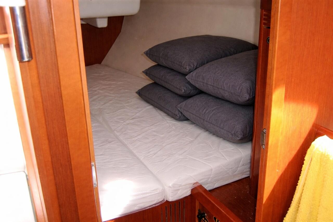Oceanis 34 — photo 6