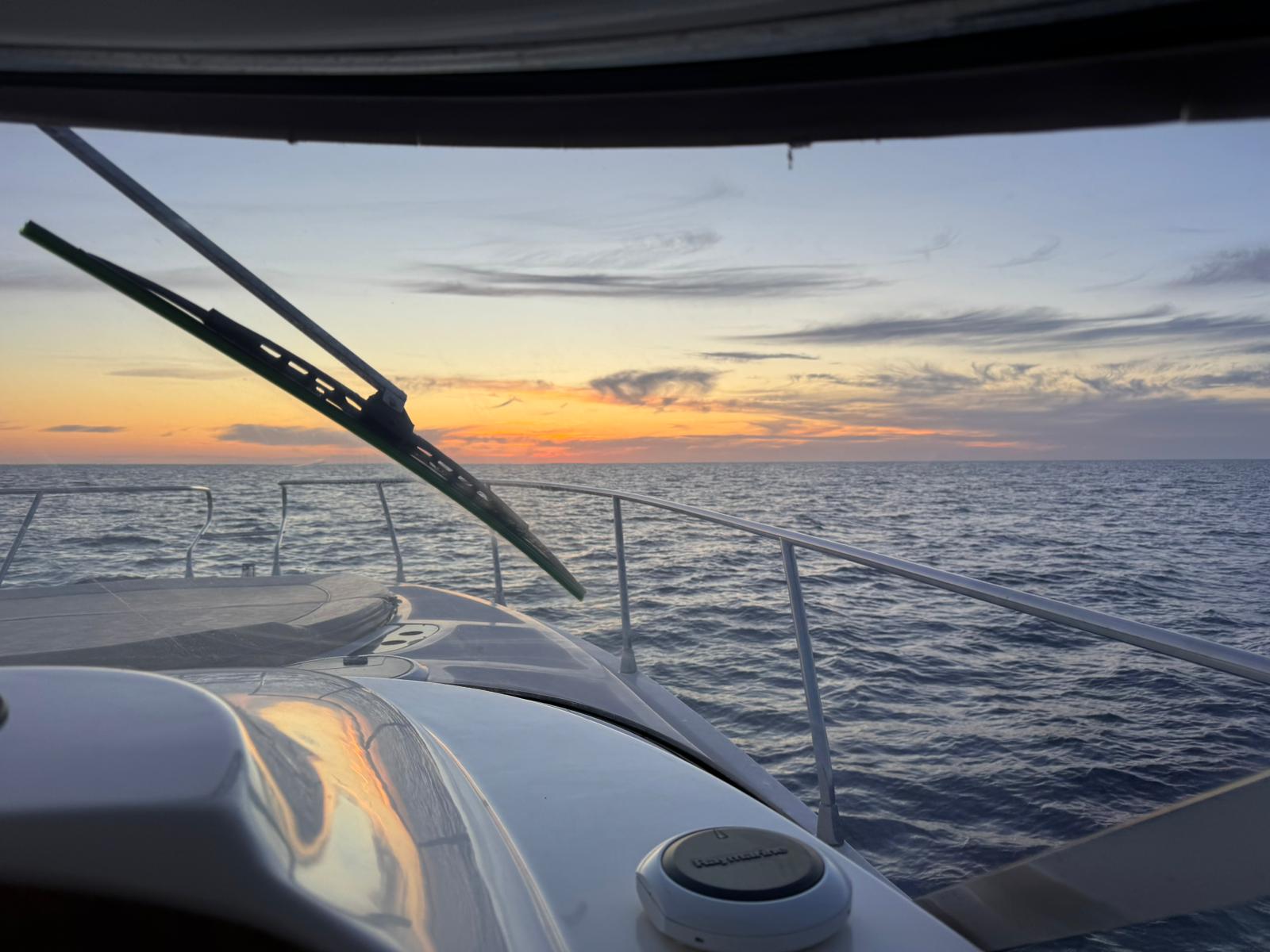 Mano Marine 35 HT — photo 10