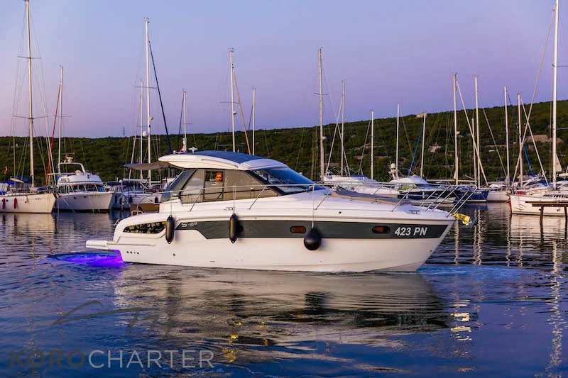 Bavaria 33 Sport HT — photo 7