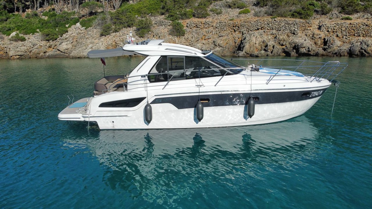 Bavaria 33 Sport HT — photo 4