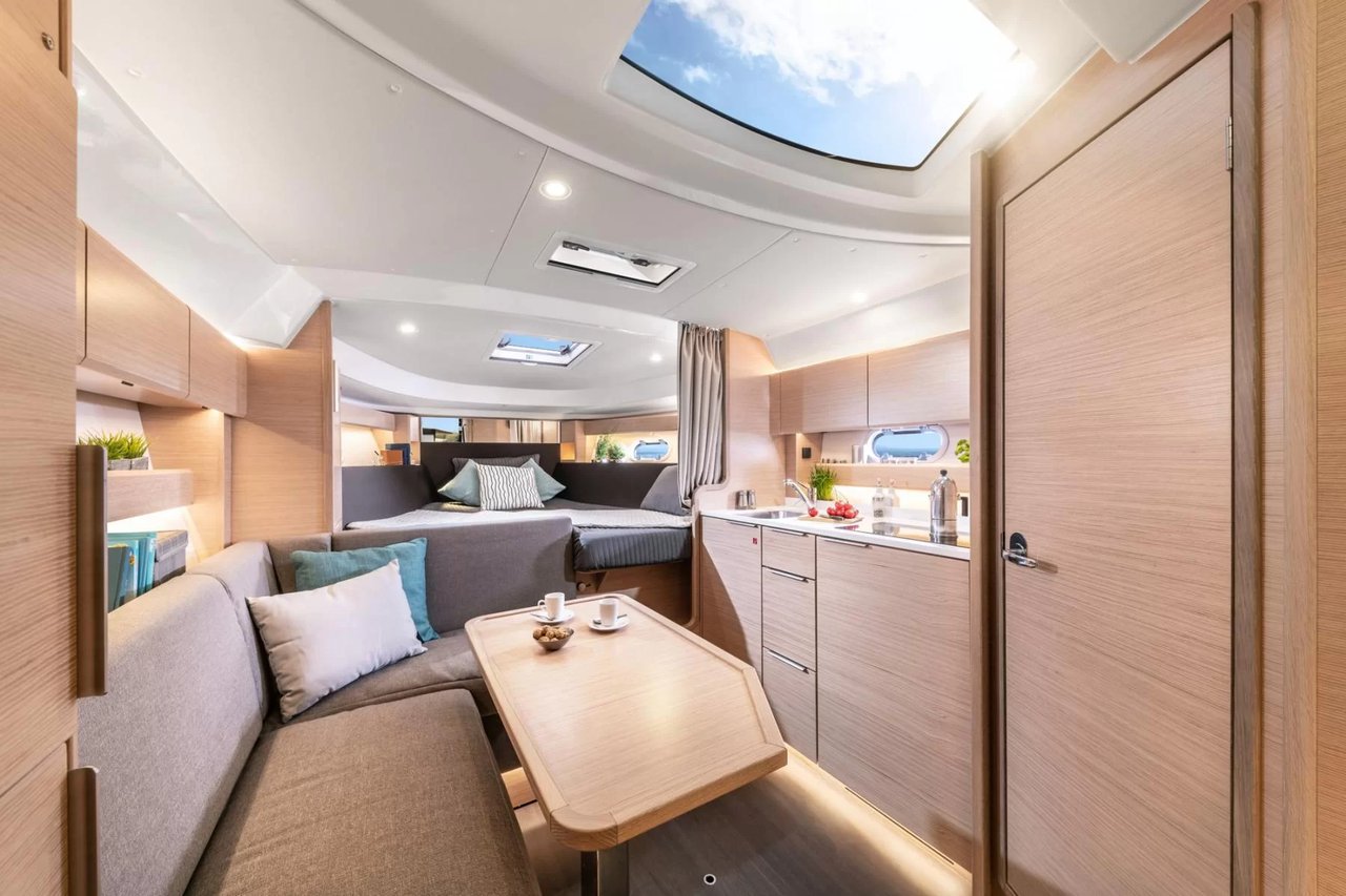 Bavaria 33 Sport HT — photo 14