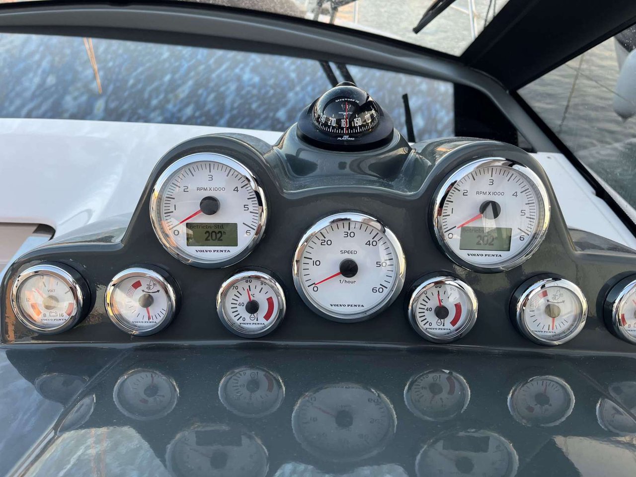 Bavaria 33 Sport HT — photo 15
