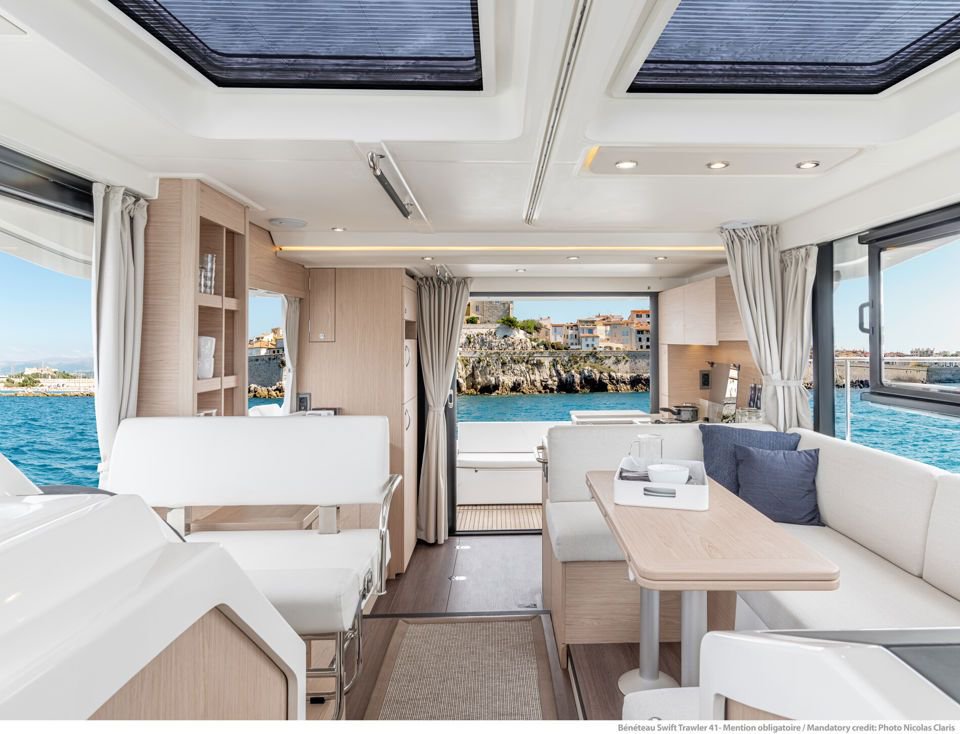Swift Trawler 41 Fly — photo 10