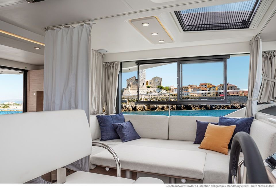 Swift Trawler 41 Fly — photo 12