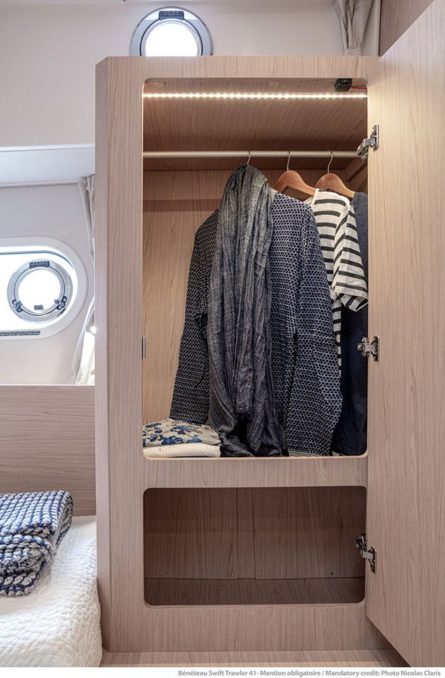 Swift Trawler 41 Fly — photo 14
