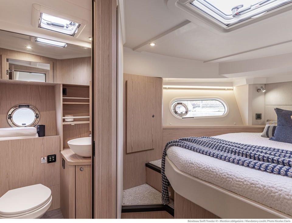 Swift Trawler 41 Fly — photo 16