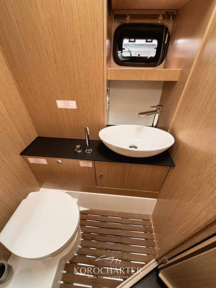Bavaria SR41 — photo 11