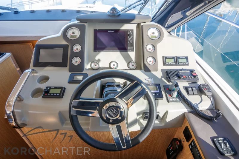 Bavaria Virtess 420 Fly — photo 14