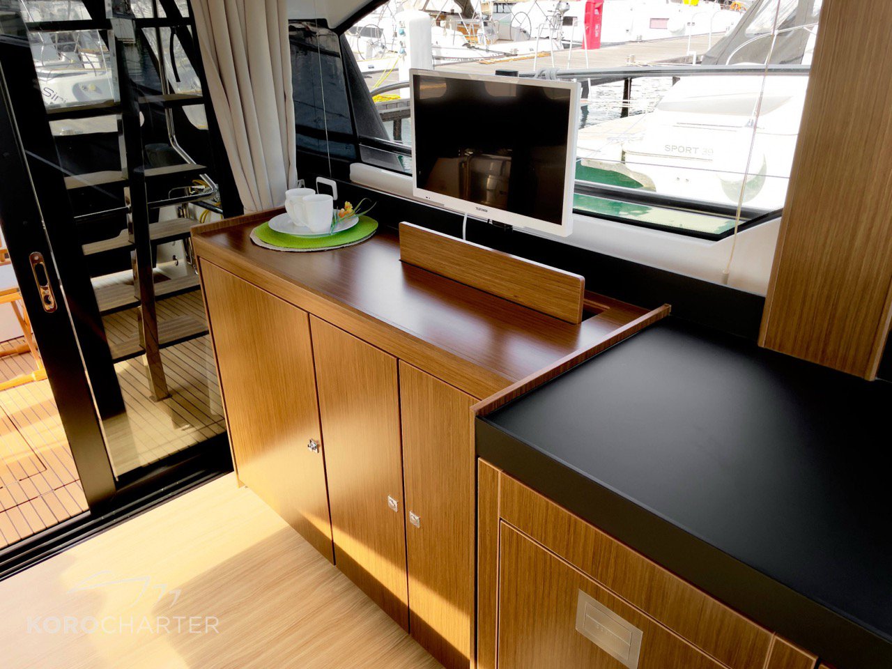 Bavaria Virtess 420 Fly — photo 10