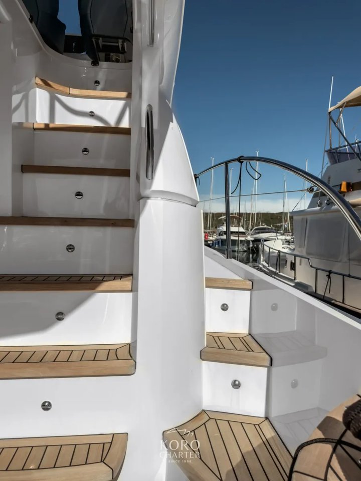 Princess 50 Flybridge - 3 + 1 cab. — photo 14