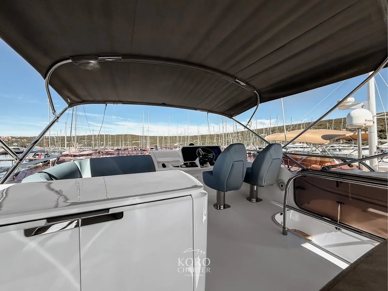 Princess 50 Flybridge - 3 + 1 cab. — photo 16