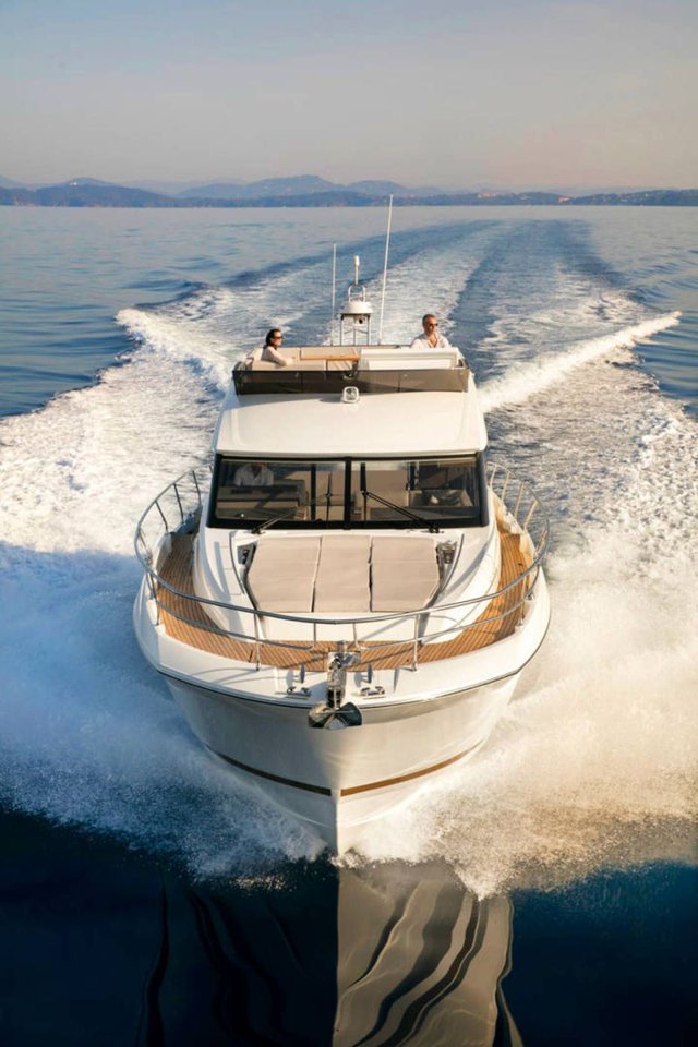 Prestige 520 Flybridge - 3 + 1 cab. — photo 9