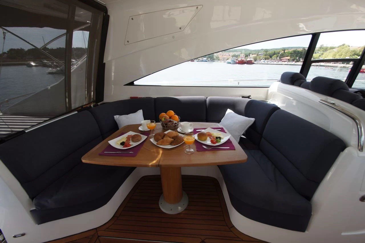 Fairline Targa 62 — photo 24