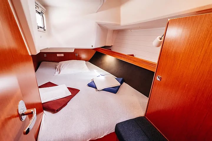 Bavaria Cruiser 37 - 3 cab. — photo 10