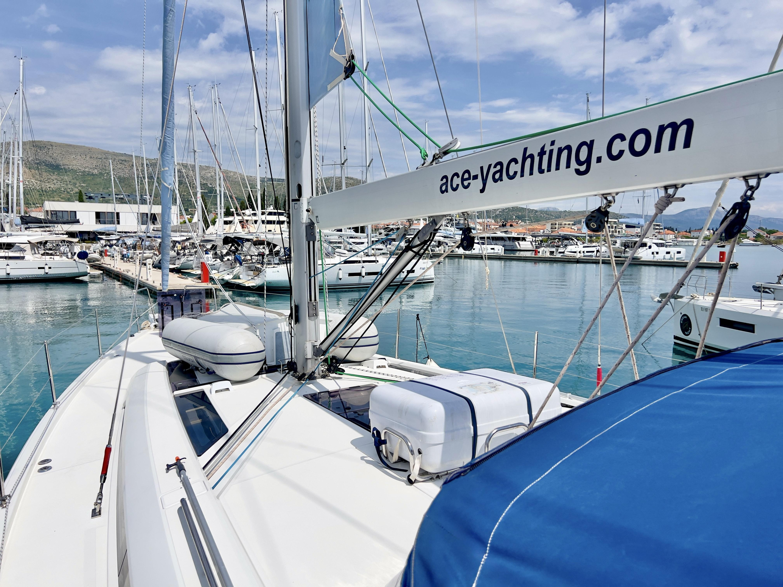 Oceanis 51.1 - 5 + 1 cab. — photo 23