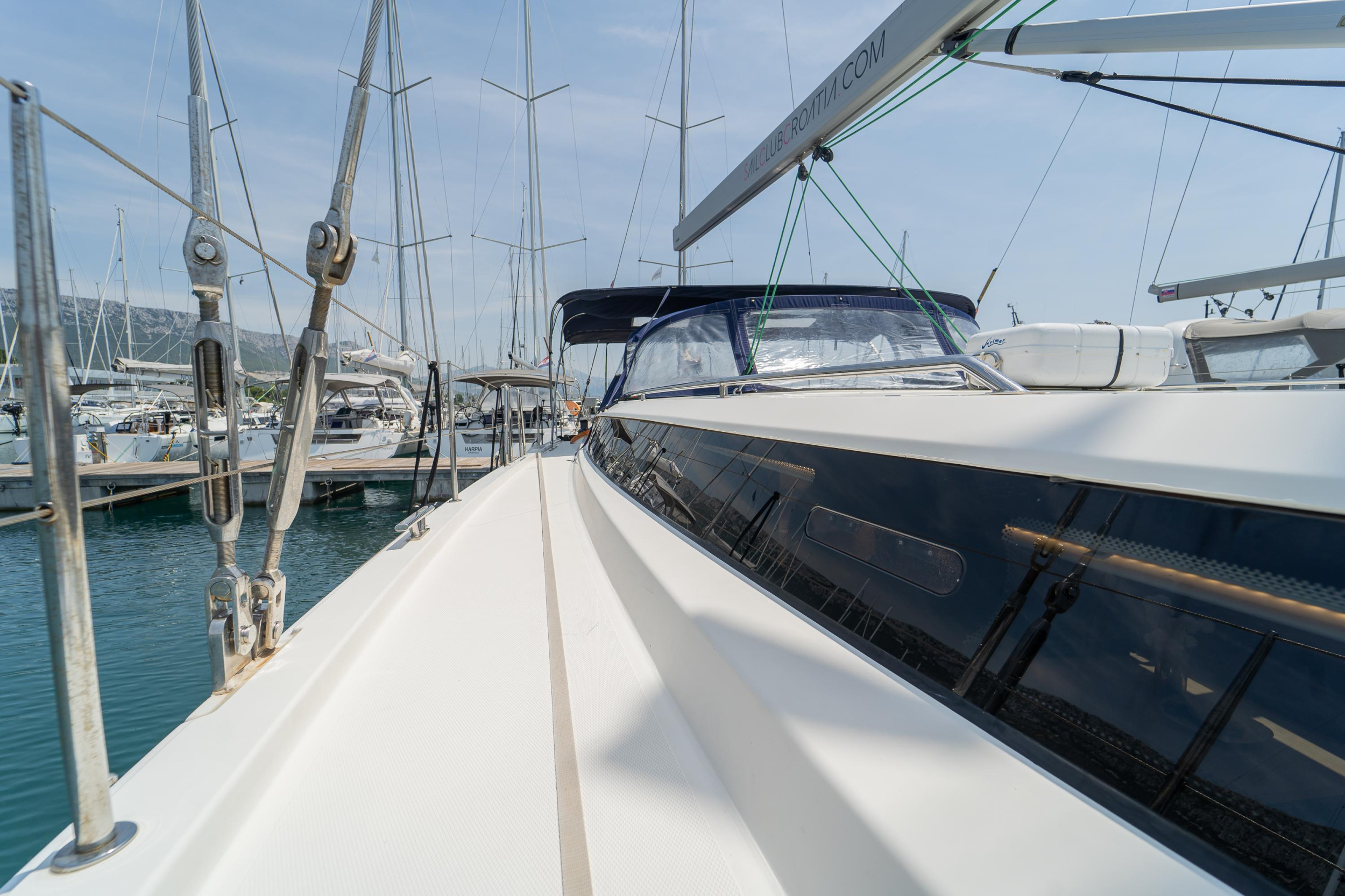 Bavaria C57 Holiday — photo 6