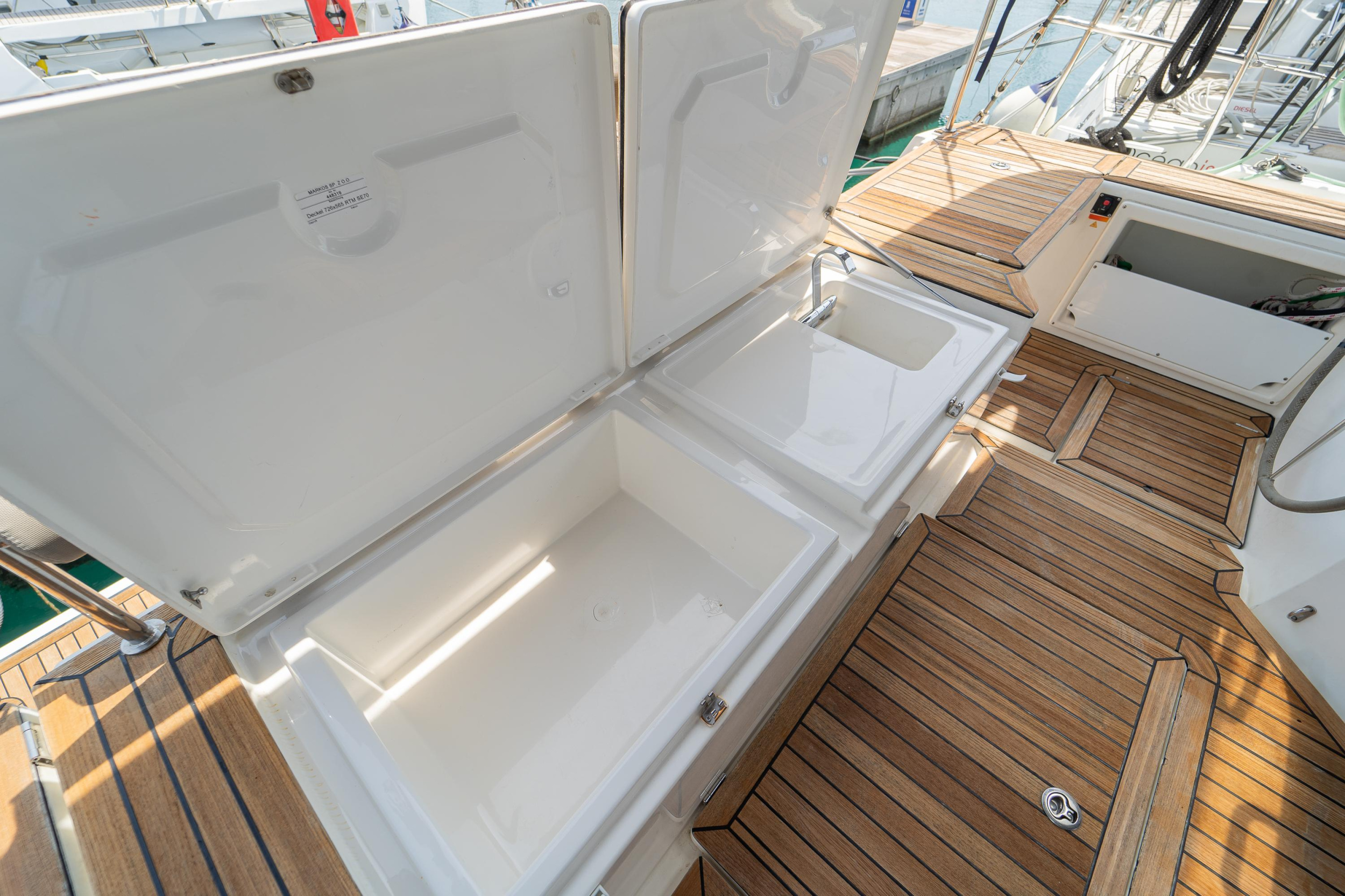 Bavaria C57 Holiday — photo 13