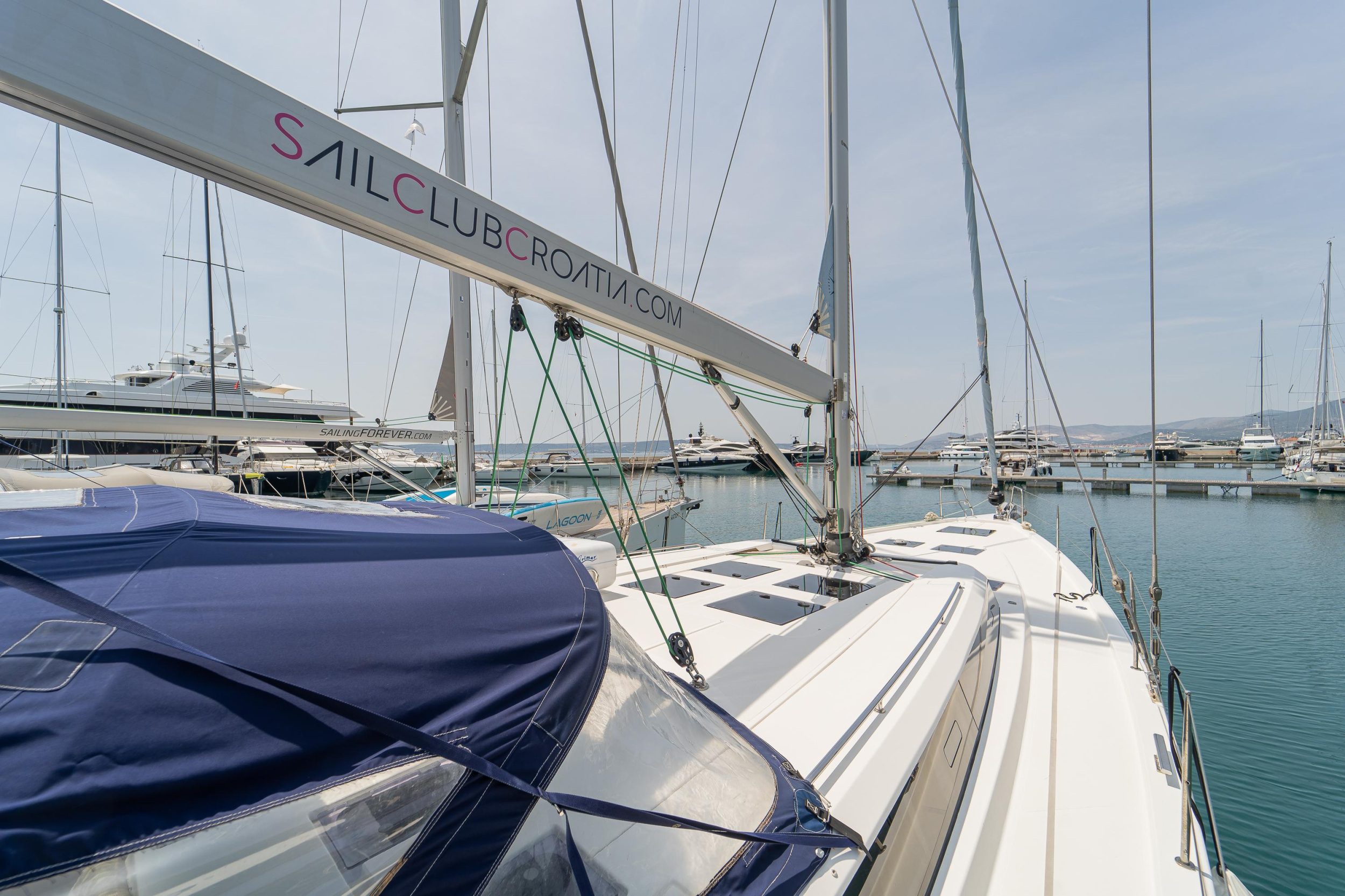 Bavaria C57 Holiday — photo 14