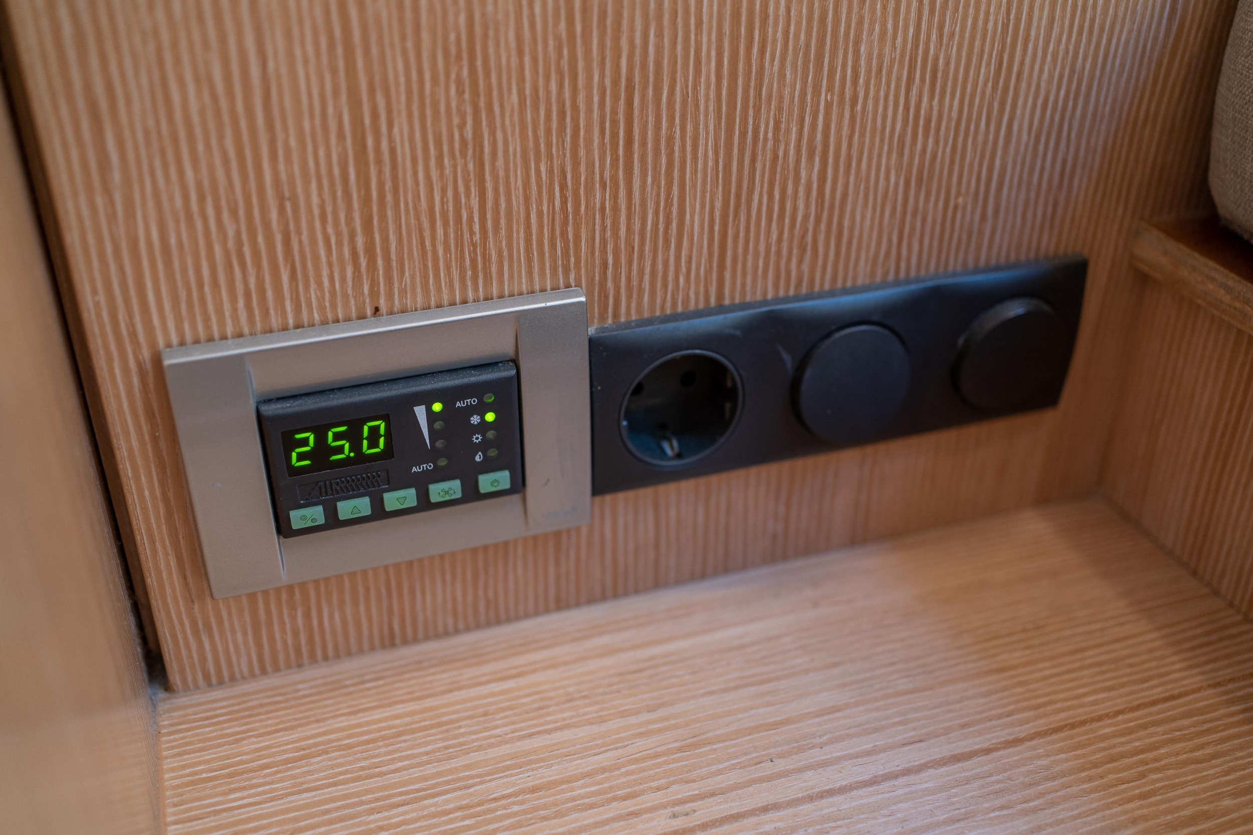 Bavaria C57 Holiday — photo 24