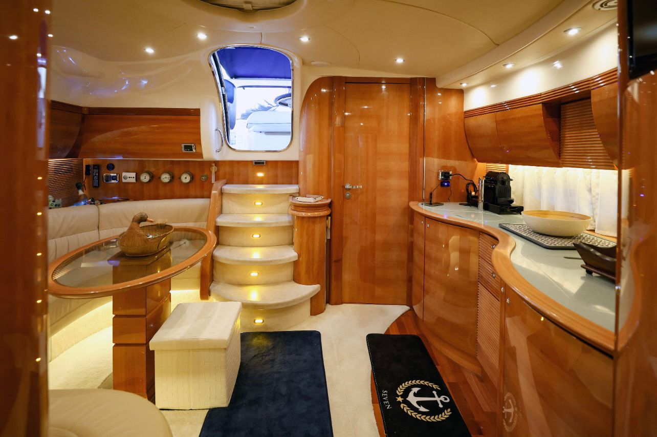 Atlantis 47 HT — photo 10