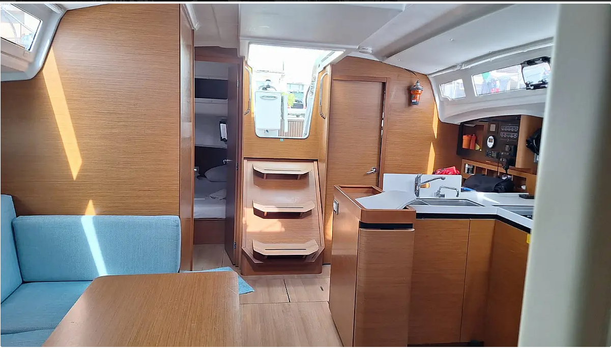 Sun Odyssey 410 - 3 cab. — photo 17