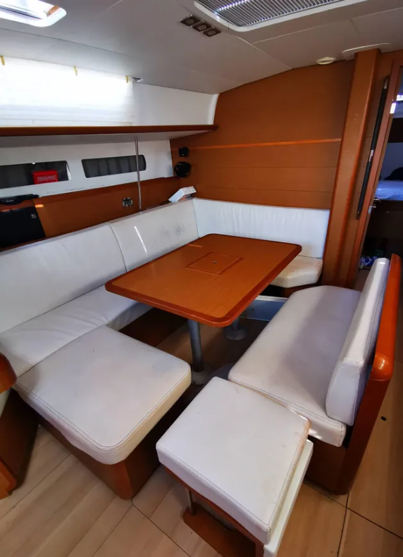 Sun Odyssey 479 - 3 cab. — photo 8