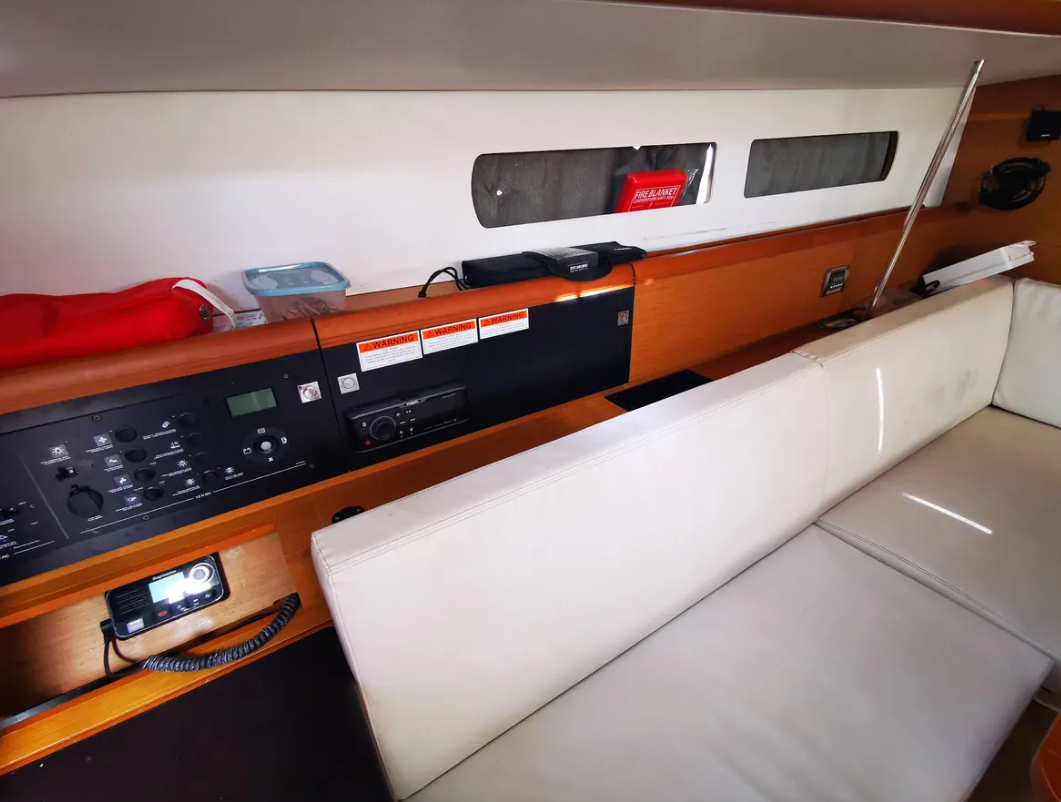 Sun Odyssey 479 - 3 cab. — photo 11
