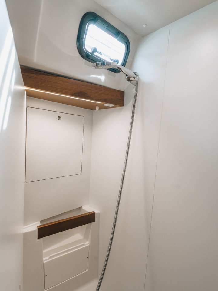 Oceanis 51.1 - 5 + 1 cab. — photo 24