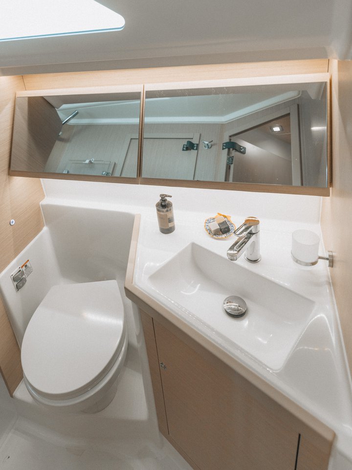 Oceanis 40.1 — photo 26