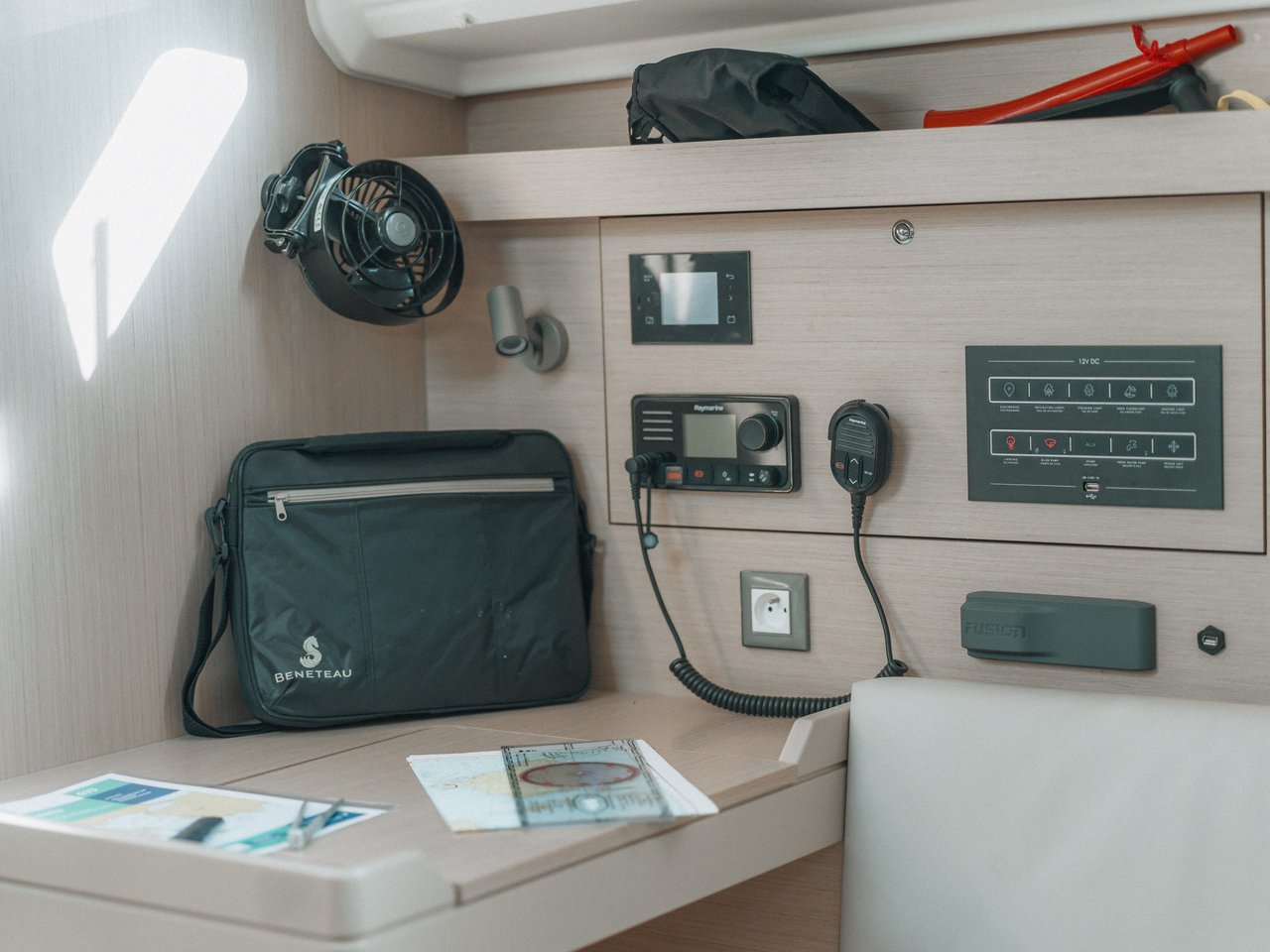 Oceanis 40.1 — photo 2