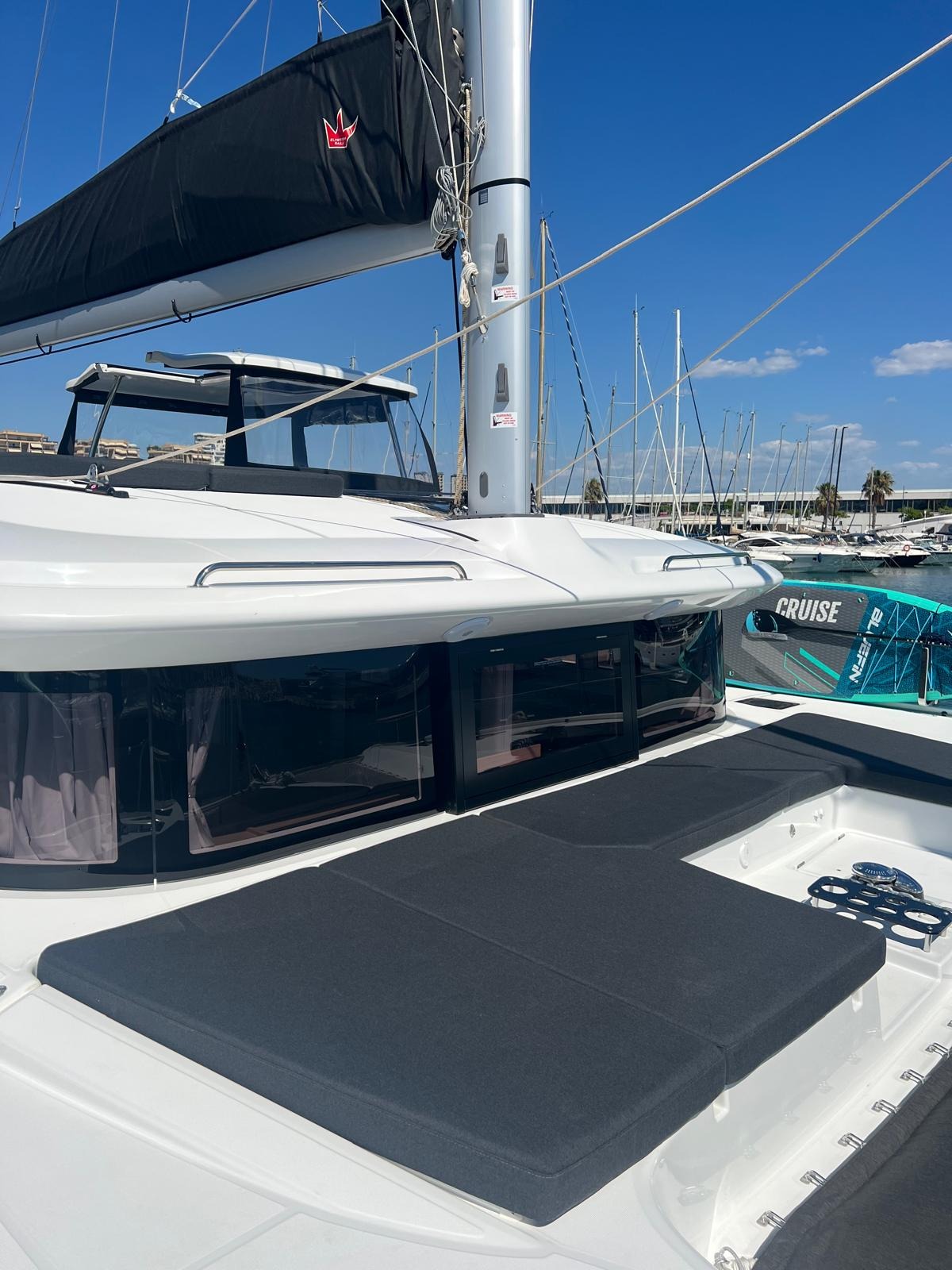 Lagoon 43 - 4 + 1 cab. — photo 12
