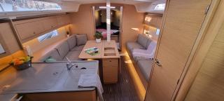 Dufour 37 - 3 cab. — photo 5