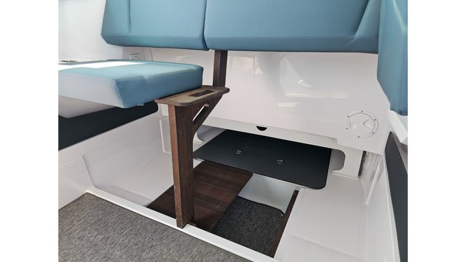 Axopar 29 XC Cross Cabin — photo 12