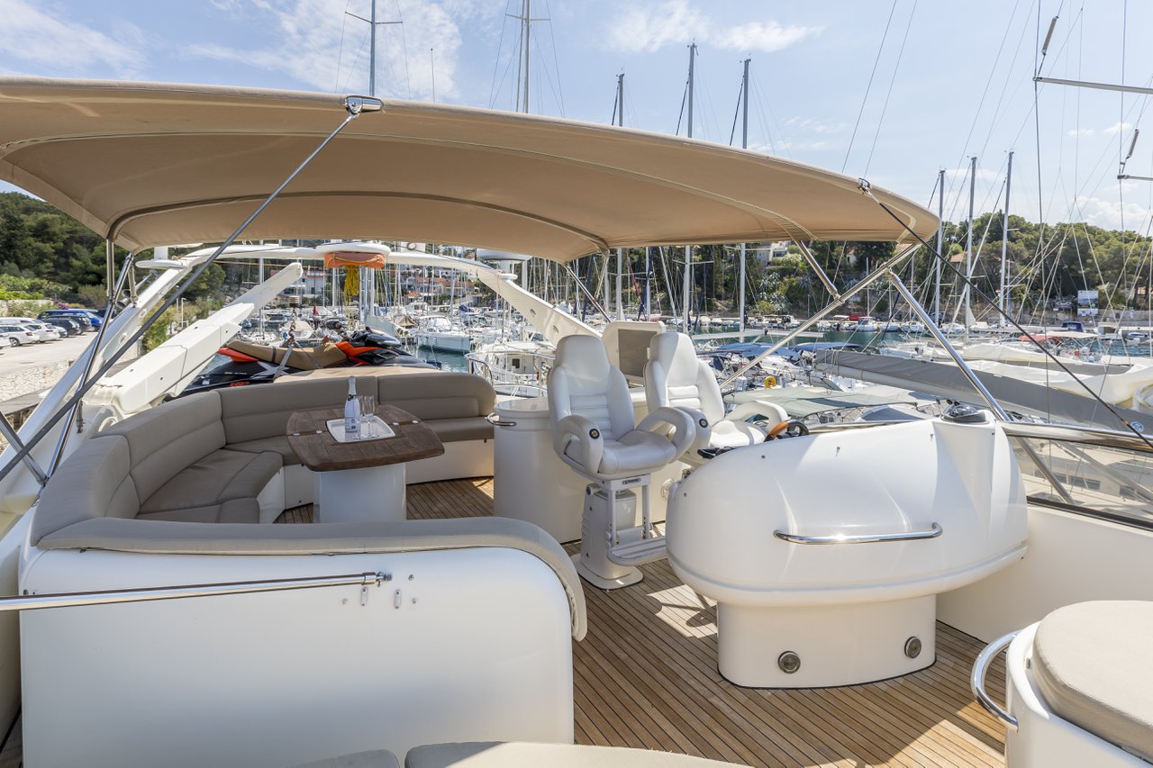 Sunseeker Manhattan 84 — photo 14