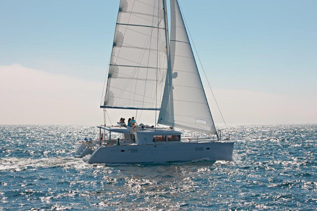 Lagoon 450 F - 4 + 1 cab. — photo 1