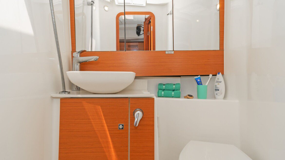Dufour 430 — photo 10