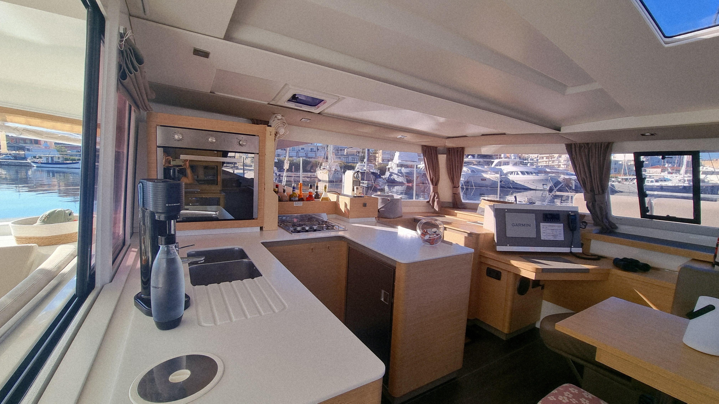 Fountaine Pajot Astrea 42 — photo 5