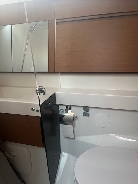 Sun Odyssey 410 - 3 cab. — photo 12