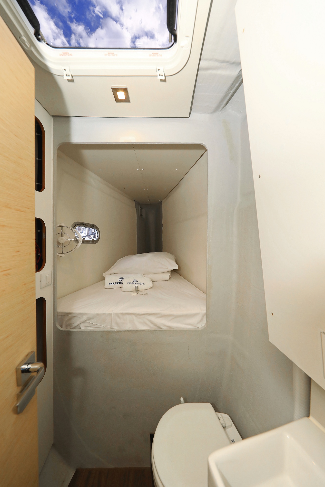 Fountaine Pajot Saona 47 Quintet - 5 + 1 cab. — photo 18