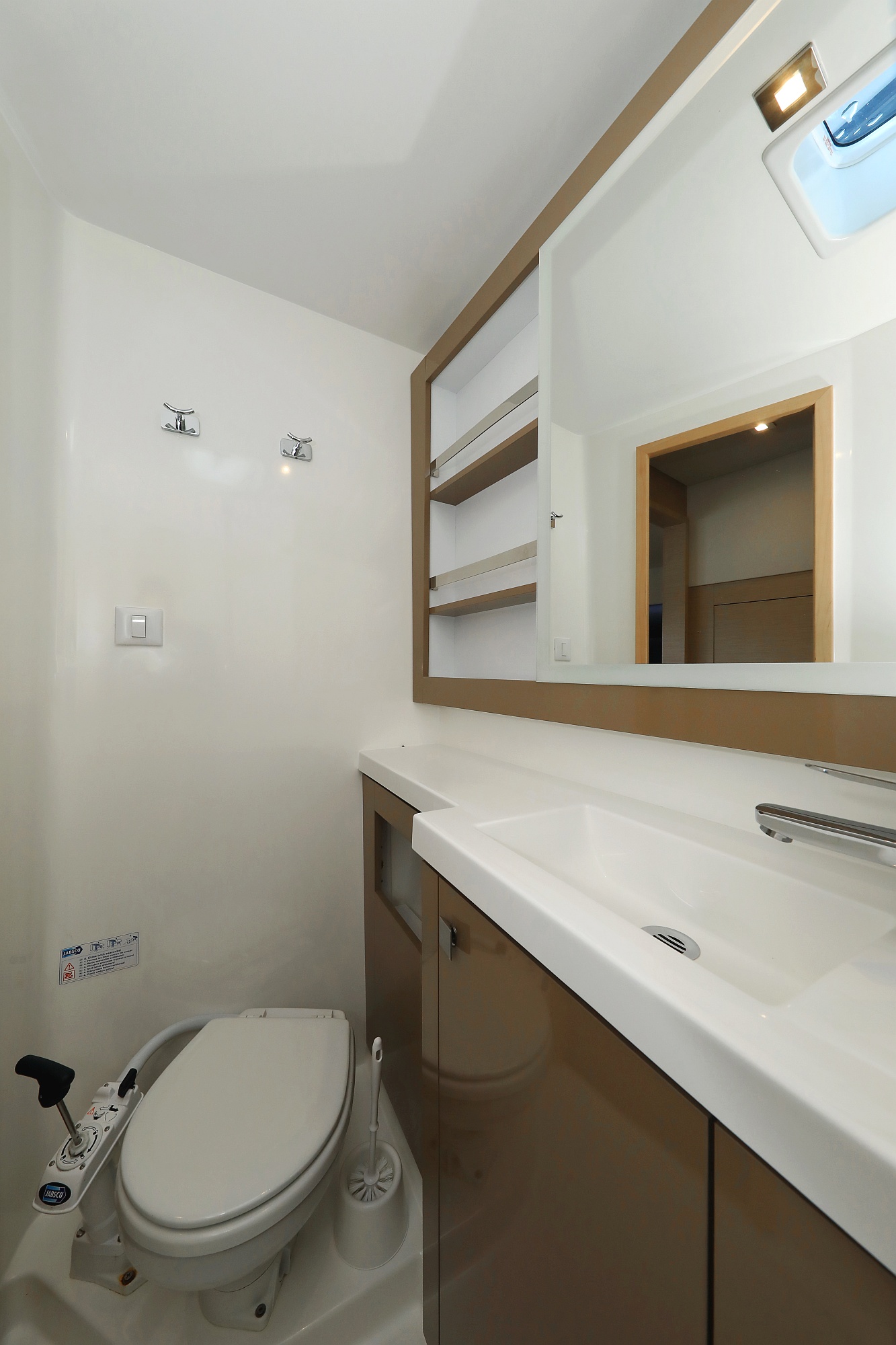 Fountaine Pajot Saona 47 Quintet - 5 + 1 cab. — photo 20