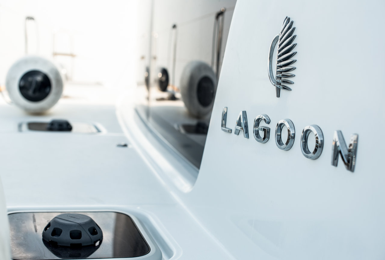 Lagoon 40 - 4 + 1 cab. — photo 8