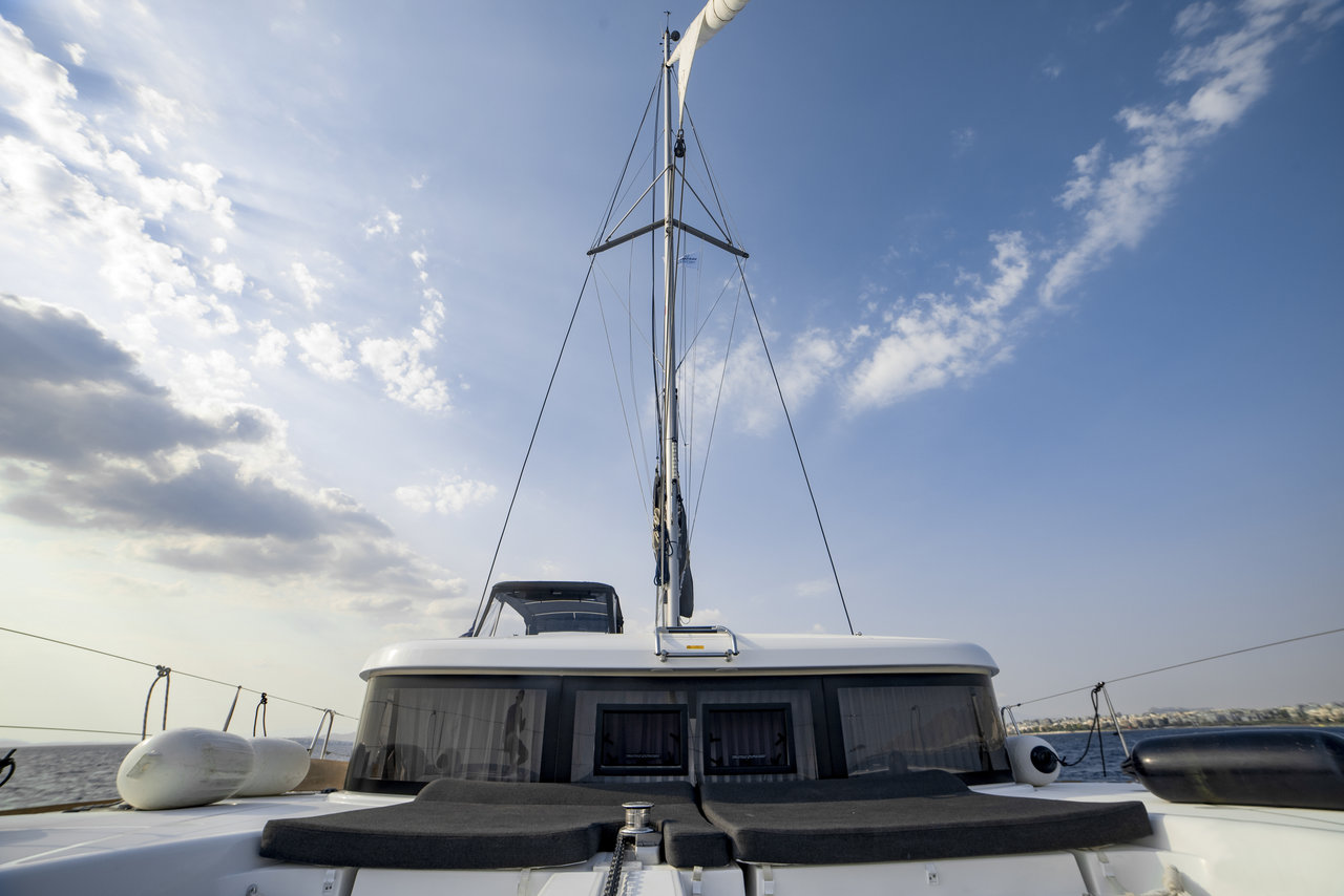 Lagoon 40 - 4 + 1 cab. — photo 9