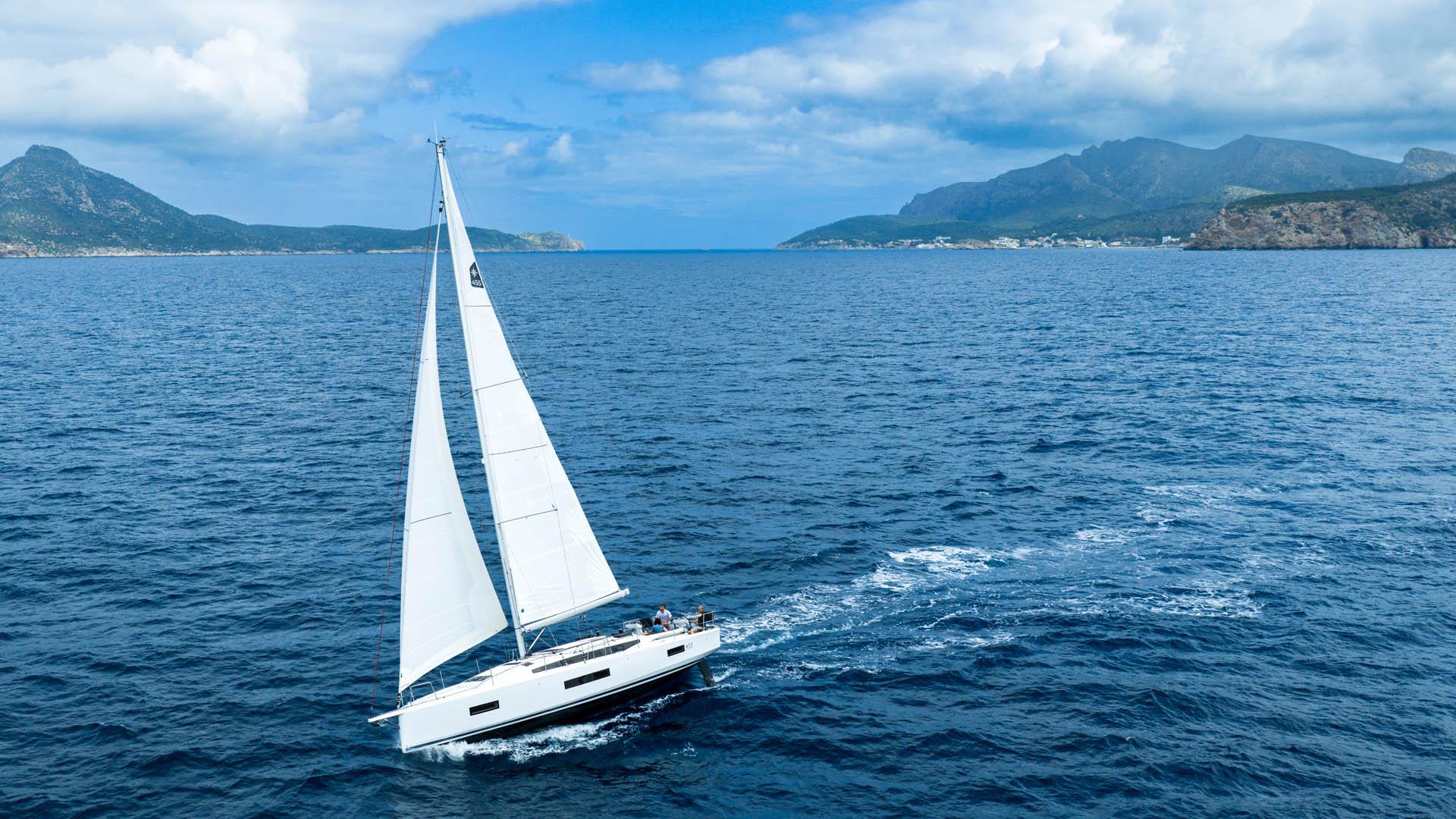 Sun Odyssey 455 — photo 1