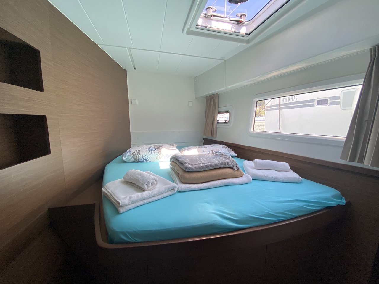 Lagoon 42 - 4 cab. — photo 10