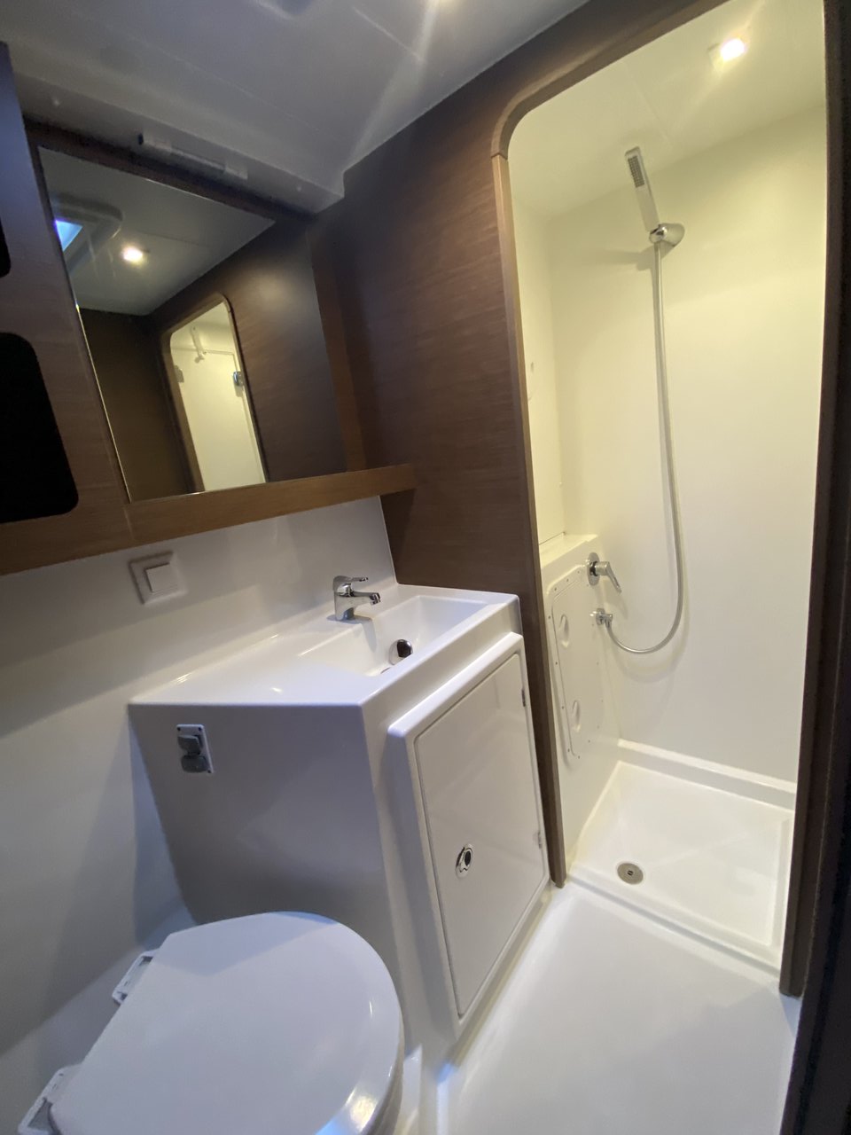 Lagoon 42 - 4 cab. — photo 15