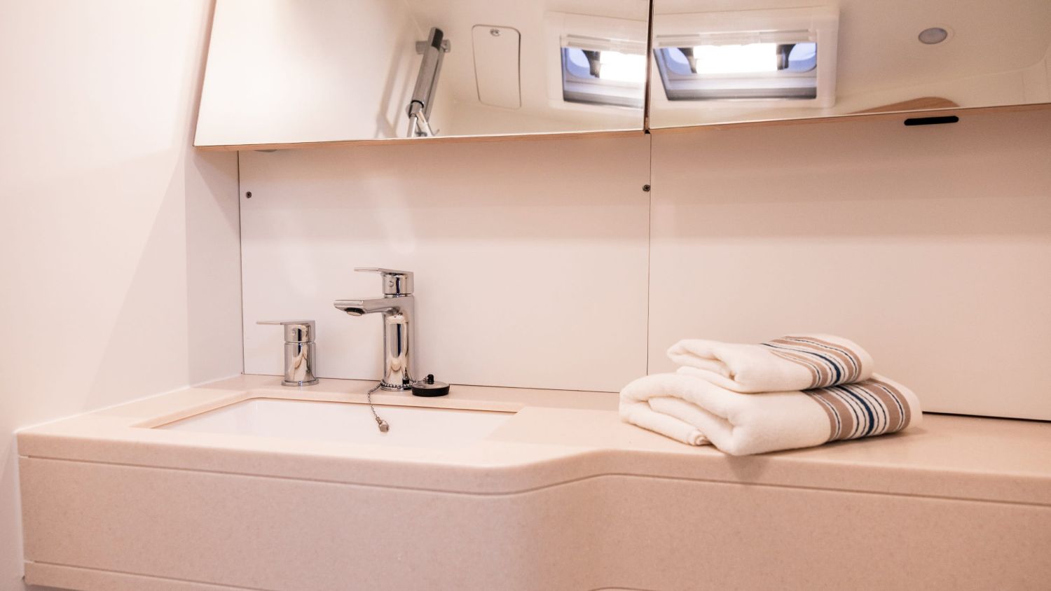 Dufour 44 - 3 cab. — photo 10